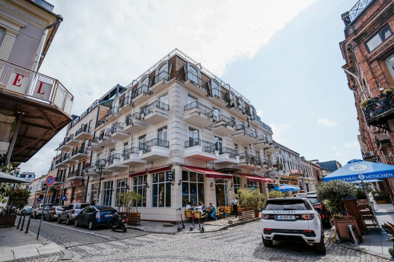 West Apart Hotel Batumi Exterior foto